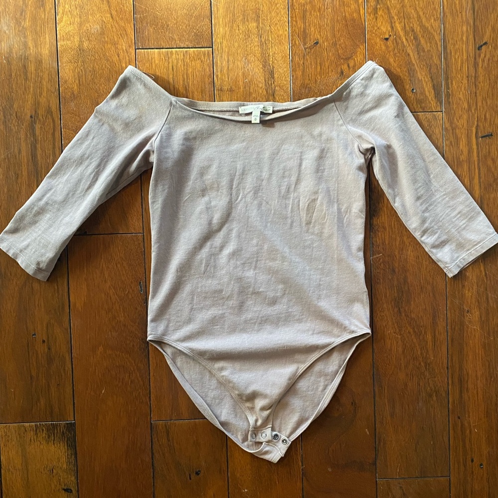 Women’s Express off the shoulder body suit. Size M.